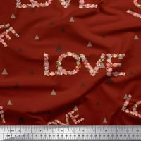 Tkanina U crvenom japanskom krep satenu s trokutastim tiskom i cvjetnim tekstom ljubav širine dvorišta