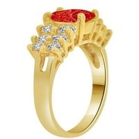 Žuto zlato od 14 karata, neobičan prsten klastera stvoren od sintetičkog kamenja u obliku ovalnog oblika.